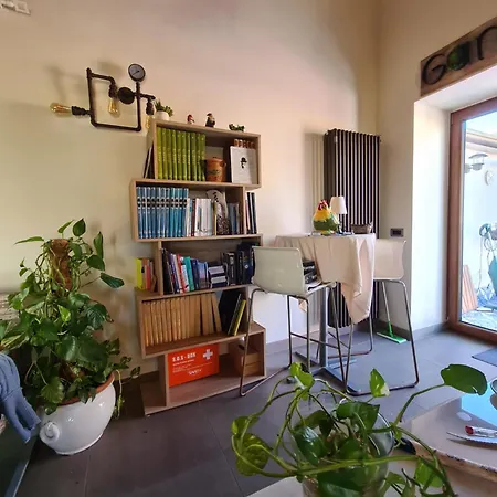Apartament Mansarda Valu Neapol