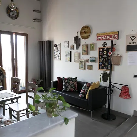 Mansarda Valu Naples