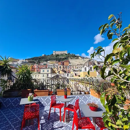 Mansarda Valu * Naples