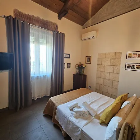 Mansarda Valu * Neapel