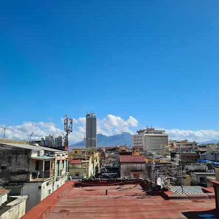 公寓 Mansarda Valu *