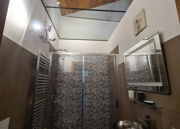 Mansarda Valù * Naples